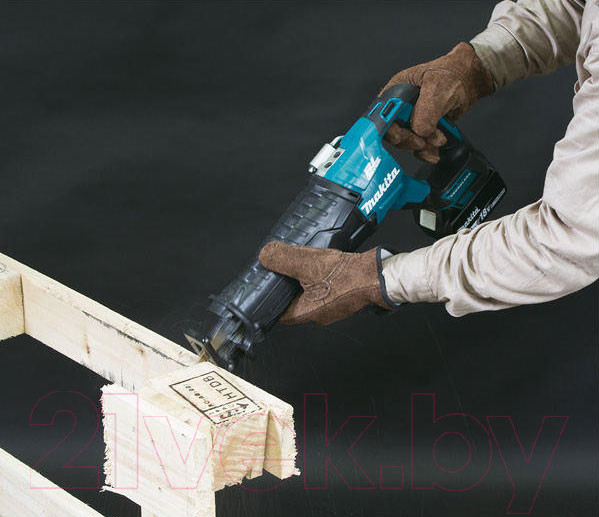 Изображение товара Профессиональная сабельная пила Makita DJR187Z