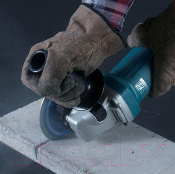 Изображение товара Профессиональная угловая шлифмашина Makita GA5040C