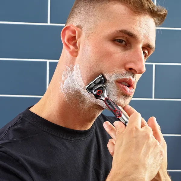 Изображение товара Бритвенный станок Gillette Fusion Power ProGlide Red (+ 1 кассета)