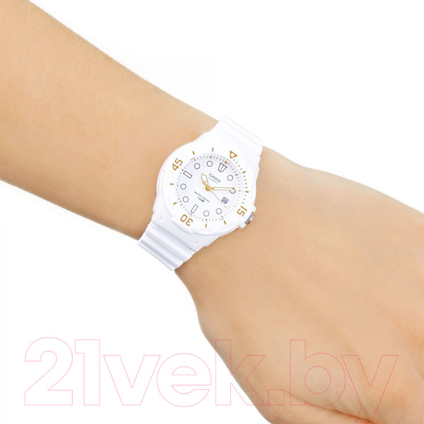 Изображение товара Часы наручные женские Casio LRW-200H-7E2VEF