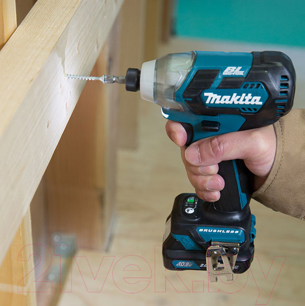 Изображение товара Профессиональный шуруповерт Makita TD111DZ