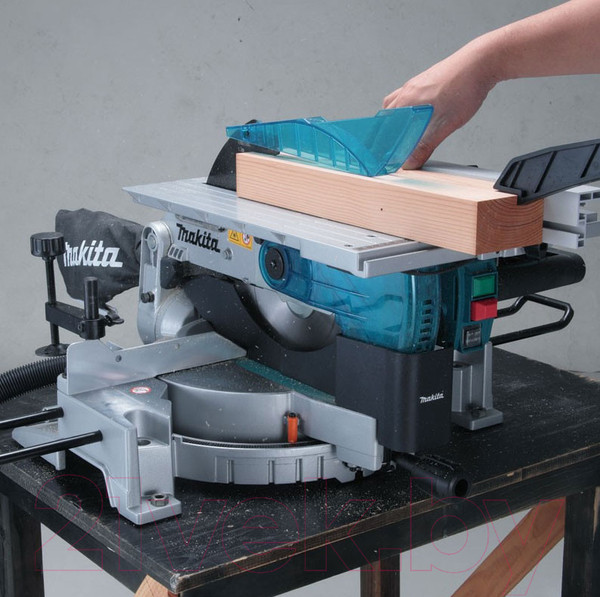 Изображение товара Профессиональная дисковая пила Makita LH1201FL