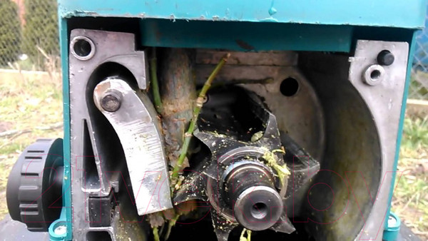 Изображение товара Садовый измельчитель электрический Makita UD2500