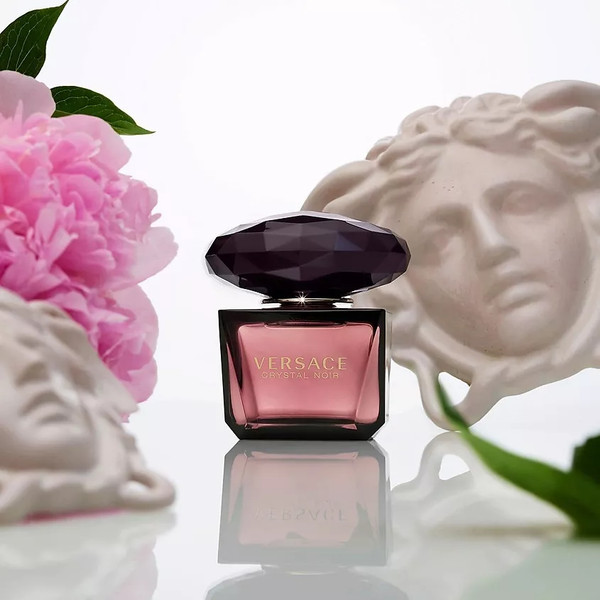 Изображение товара Туалетная вода Versace Crystal Noir (90мл)