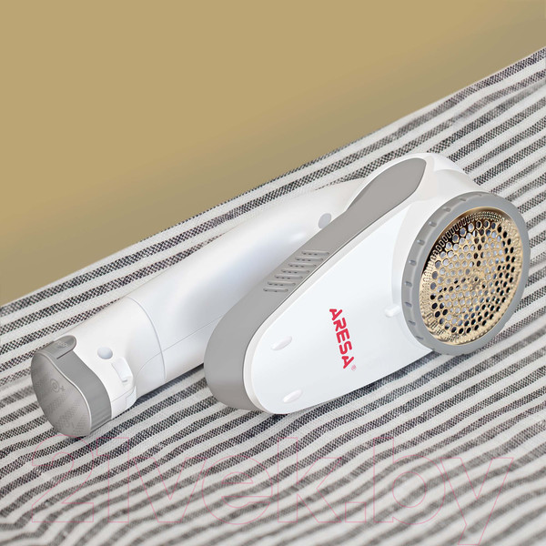 Изображение товара Машинка для удаления катышков Aresa AR-4101