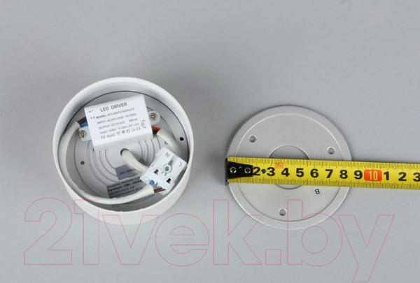 Изображение товара Потолочный светильник Omnilux Salentino OML-100909-06