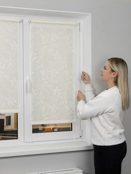 Изображение товара Рулонная штора Lm Decor Флауэр LM 45-01 52x160 (светло-серый)