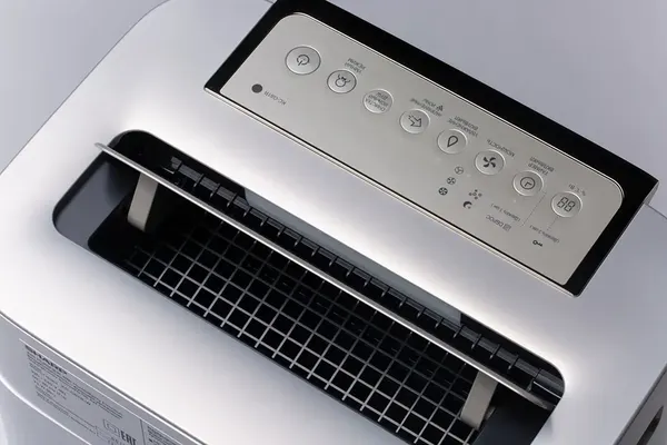 Изображение товара Очиститель воздуха Sharp KCG61RW