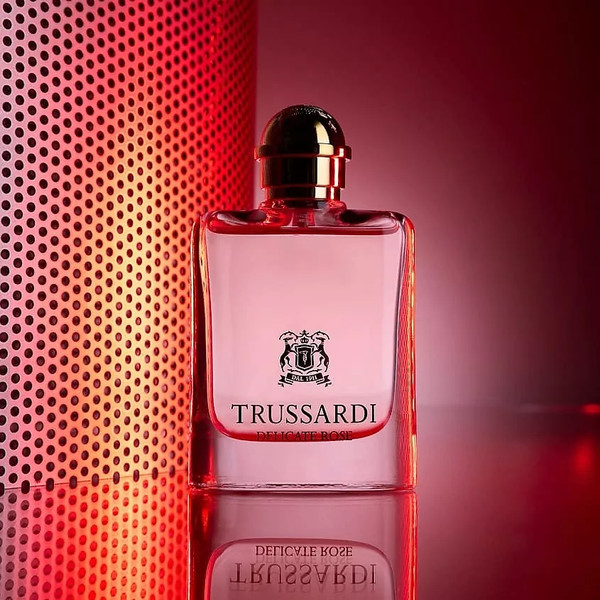 Изображение товара Туалетная вода Trussardi Delicate Rose (50мл)