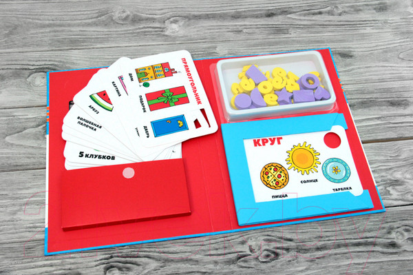 Изображение товара Развивающие карточки АСТ Цифры, формы и счет для малышей с объемными элементами