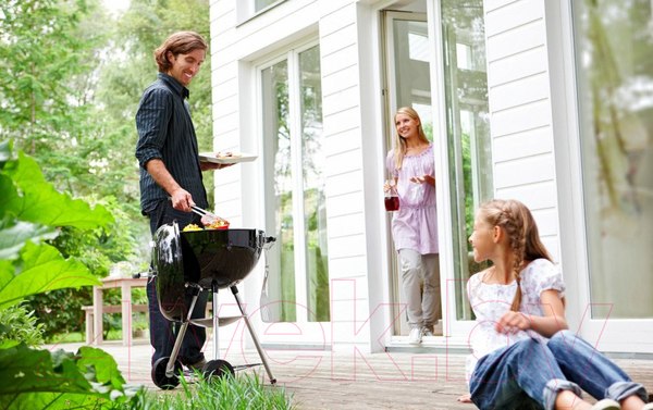 Изображение товара Угольный гриль Weber Compact Kettle CK-57 (черный)