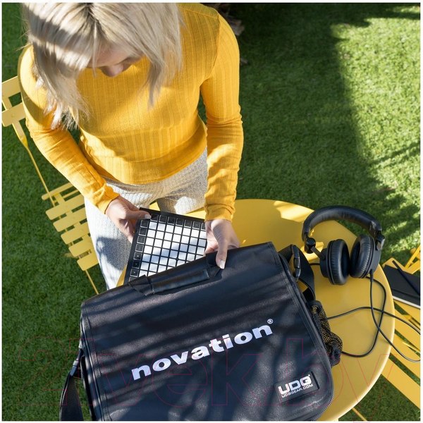 Изображение товара MIDI-контроллер Novation Launchpad Mini MK3
