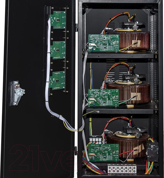 Изображение товара Стабилизатор напряжения Ресанта АСН-15000/3 (63/4/5)