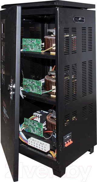 Изображение товара Стабилизатор напряжения Ресанта АСН-15000/3 (63/4/5)