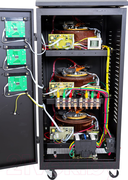 Изображение товара Стабилизатор напряжения Ресанта АСН-30000/3 (63/4/7)