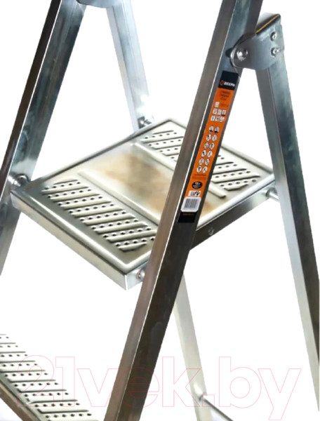 Изображение товара Лестница-стремянка Вихрь СС 1х4 (73/5/1/8)