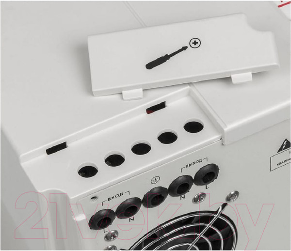 Изображение товара Стабилизатор напряжения Ресанта Lux АСН-5000 Н/1-Ц (63/6/16)