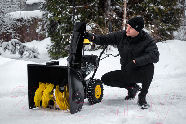 Изображение товара Снегоуборщик бензиновый Huter SGC 8000 (70/7/18)