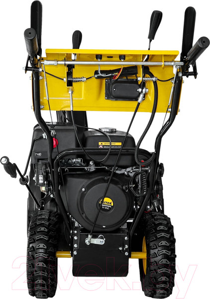 Изображение товара Снегоуборщик бензиновый Huter SGC 8000 (70/7/18)