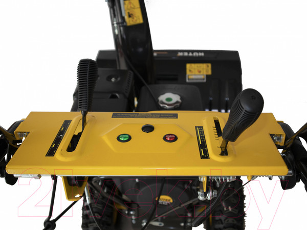 Изображение товара Снегоуборщик бензиновый Huter SGC 8000 (70/7/18)