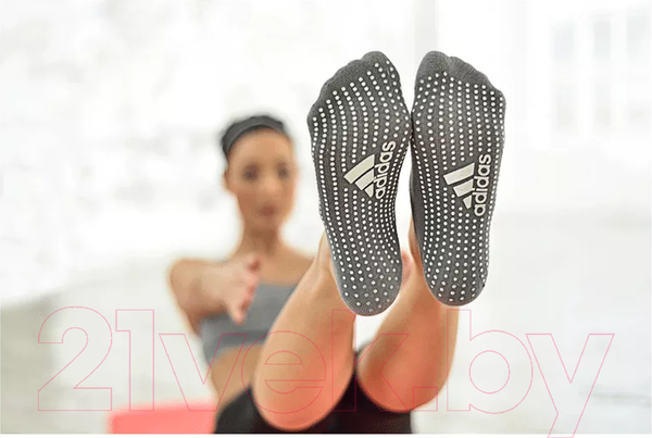 Изображение товара Носки для йоги Adidas Yoga Socks / ADYG-30102GR (M/L)