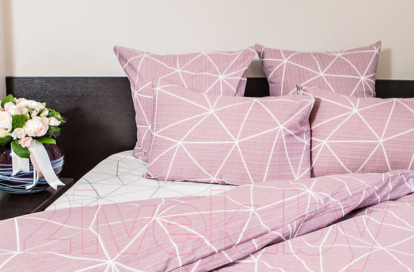 Изображение товара Комплект постельного белья Ночь нежна Грань Стандарт 2 сп. Евро 70x70 / 7352-1+7353-1 (брусничный)