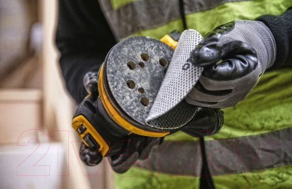 Изображение товара Профессиональная эксцентриковая шлифмашина DeWalt DCW210N-XJ