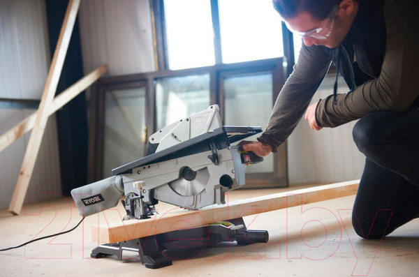 Изображение товара Торцовочная пила Ryobi RTMS1800-G (5133002152)