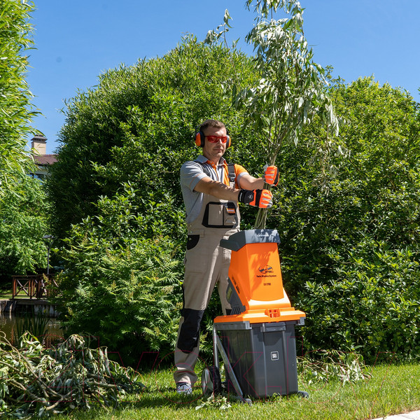 Изображение товара Садовый измельчитель электрический Daewoo Power DSR 2700E