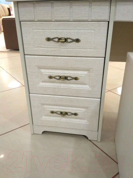 Изображение товара Письменный стол Мебельград Прованс (бодега белая/патина премиум)