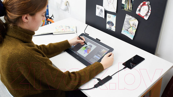 Изображение товара Графический планшет Wacom One DTC133