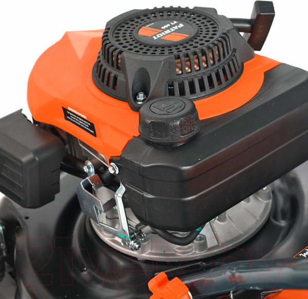 Изображение товара Газонокосилка бензиновая PATRIOT PT 400 (512109400)