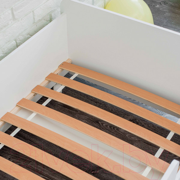 Изображение товара Кровать-тахта детская Можга Капризун 4 / Р439 (белый)