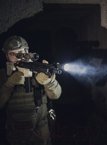 Изображение товара Фонарь Armytek Predator Pro Magnet USB F07301W XHP35 HI (теплый)