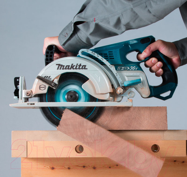 Изображение товара Профессиональная дисковая пила Makita DRS780Z