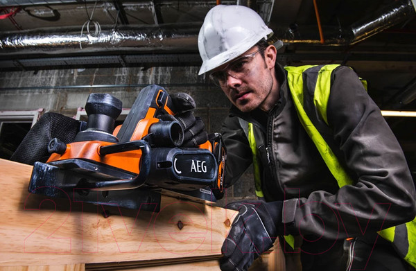 Изображение товара Профессиональный электрорубанок AEG Powertools BHO18BL-0 (4935464988)