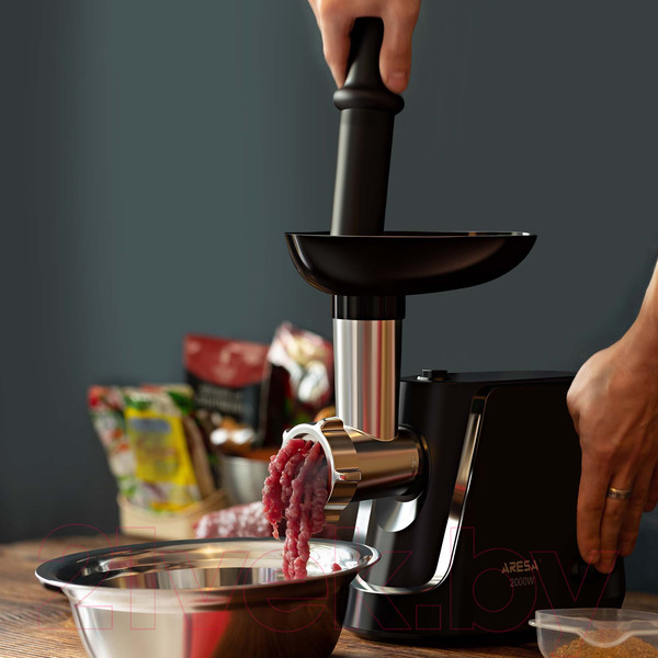 Изображение товара Мясорубка электрическая Aresa AR-2104