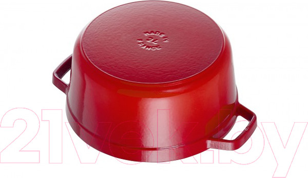 Изображение товара Кокотница Staub La Cocotte 1102406 (красный)