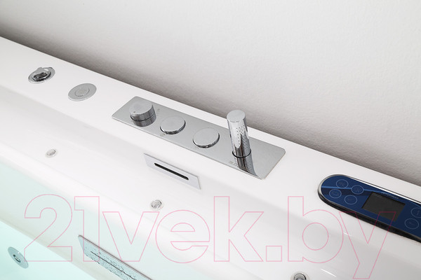 Изображение товара Ванна акриловая Gemy G9268 K 185x150 (с гидромассажем)