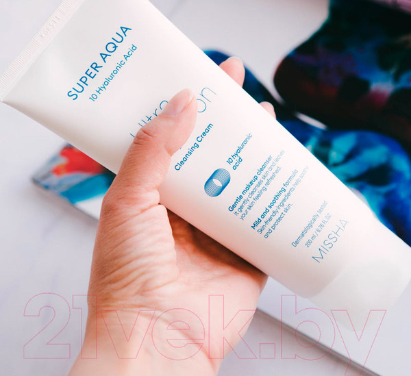 Изображение товара Крем для умывания Missha Super Aqua Ultra Hyaluron Cleansing Cream (200мл)