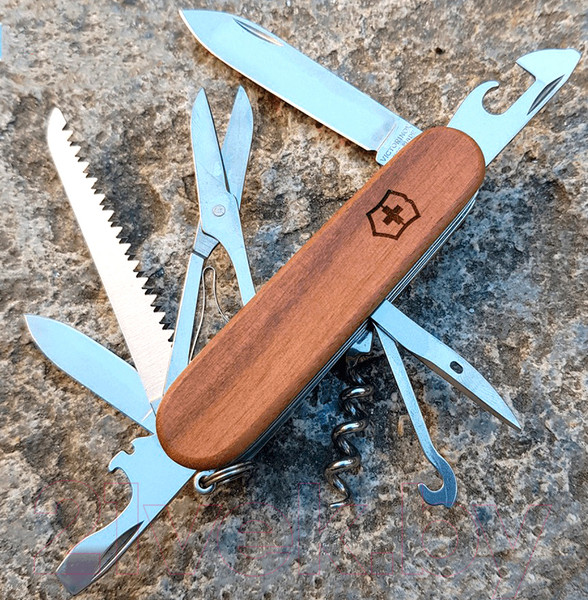 Изображение товара Нож швейцарский Victorinox Huntsman 1.3711.63