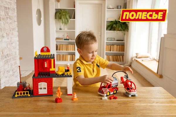 Изображение товара Конструктор Полесье Макси. Пожарная станция / 77516 (64эл)