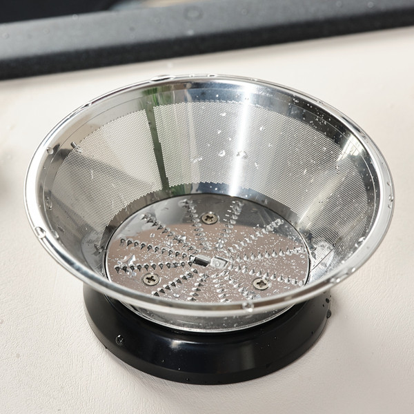 Изображение товара Соковыжималка электрическая Scarlett SC-JE50S49