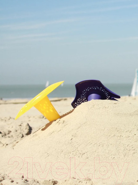 Изображение товара Грабли для песочницы Quut Triplet для песка и снега / 170037 (спелый желтый)