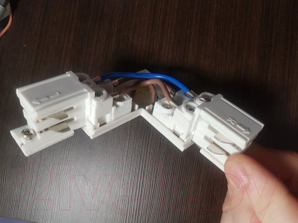 Изображение товара Коннектор для шинопровода Novotech 135050