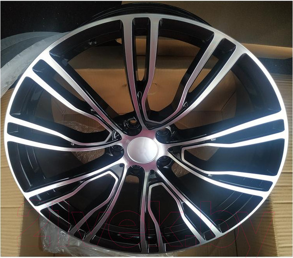 Изображение товара Литой диск LegeArtis Concept B533 22x10.5" 5x112мм DIA 66.6мм ET 43мм BKF