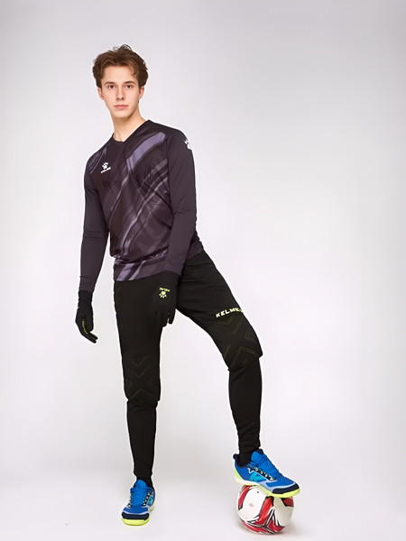 Изображение товара Брюки футбольные Kelme Goalkeeper Pants / K15Z408L-010 (XS, черный)