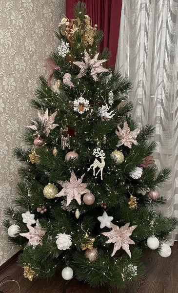 Изображение товара Сосна искусственная Царь елка Триумфальная 180 / ТМ-180