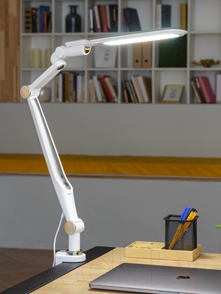 Изображение товара Настольная лампа ArtStyle TL-402CS (серебристый)