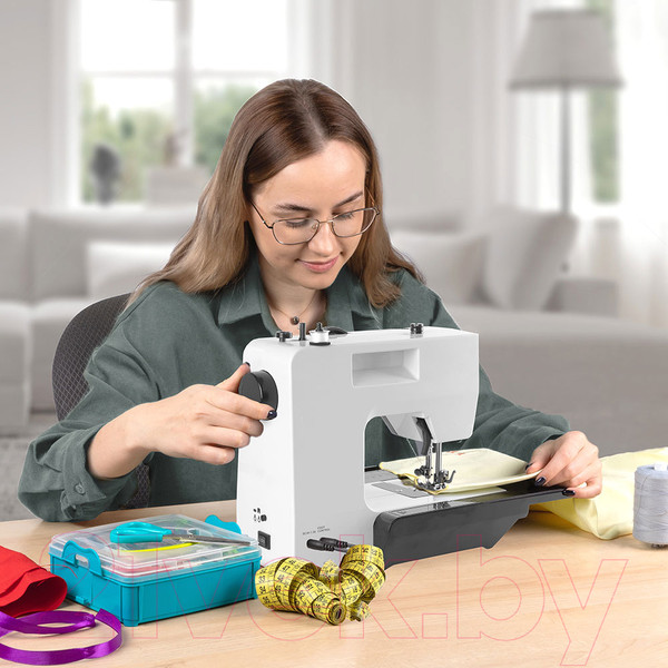 Изображение товара Швейная машина VLK Napoli 2750 (черный/белый)